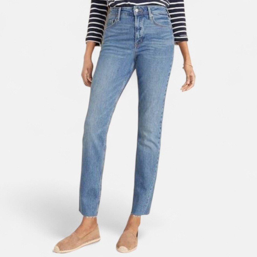 Old Navy Power Slim Straight High Rise Jeans Sz 16 Betty Blue Raw‎ Hem
